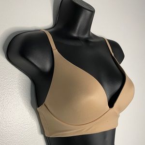 🍩3/$15, Body by Victoria, Pull Over Bra, 32D,